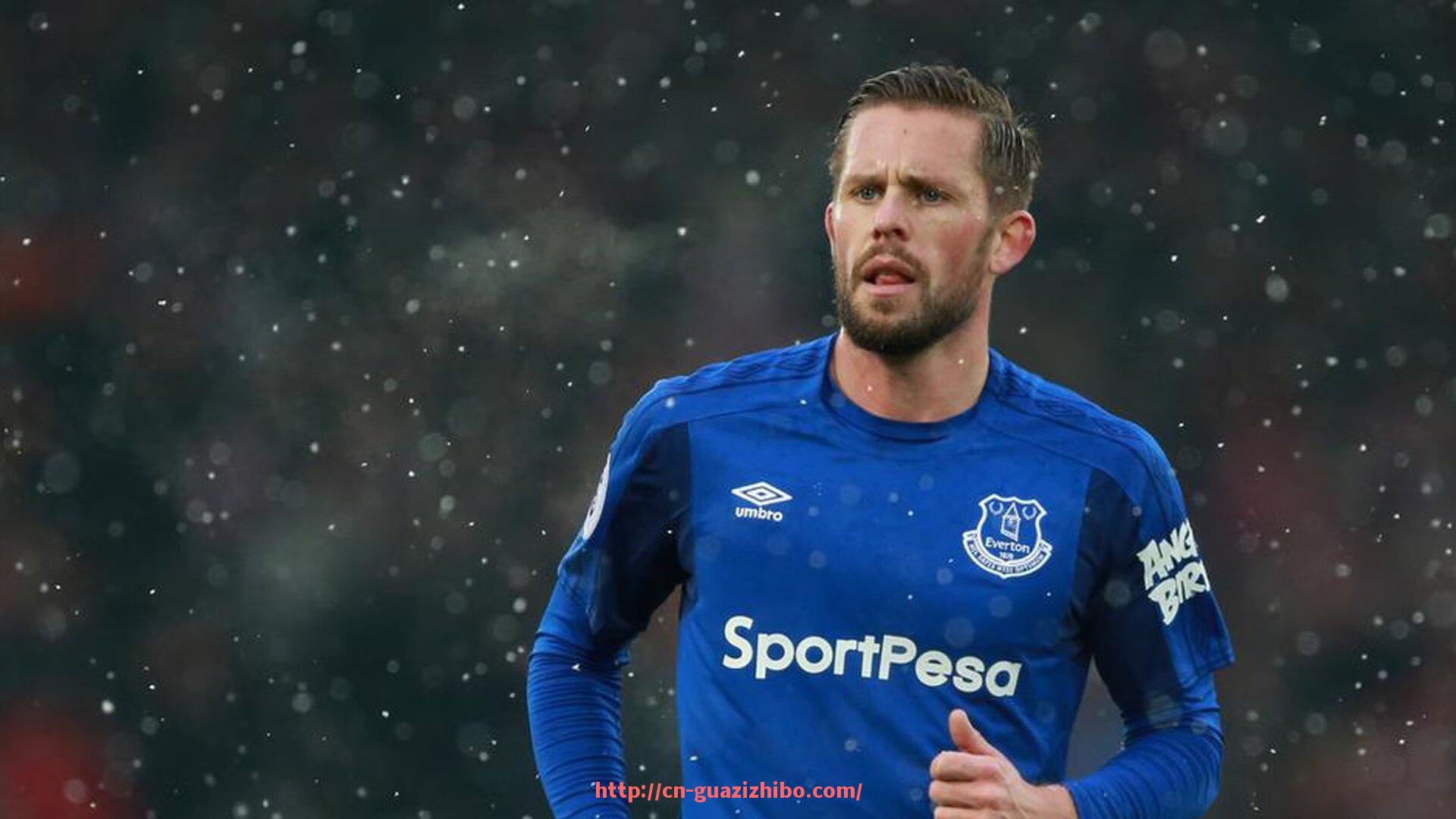 瓜子直播-世俱杯裁判判罚争议及争论热点解析